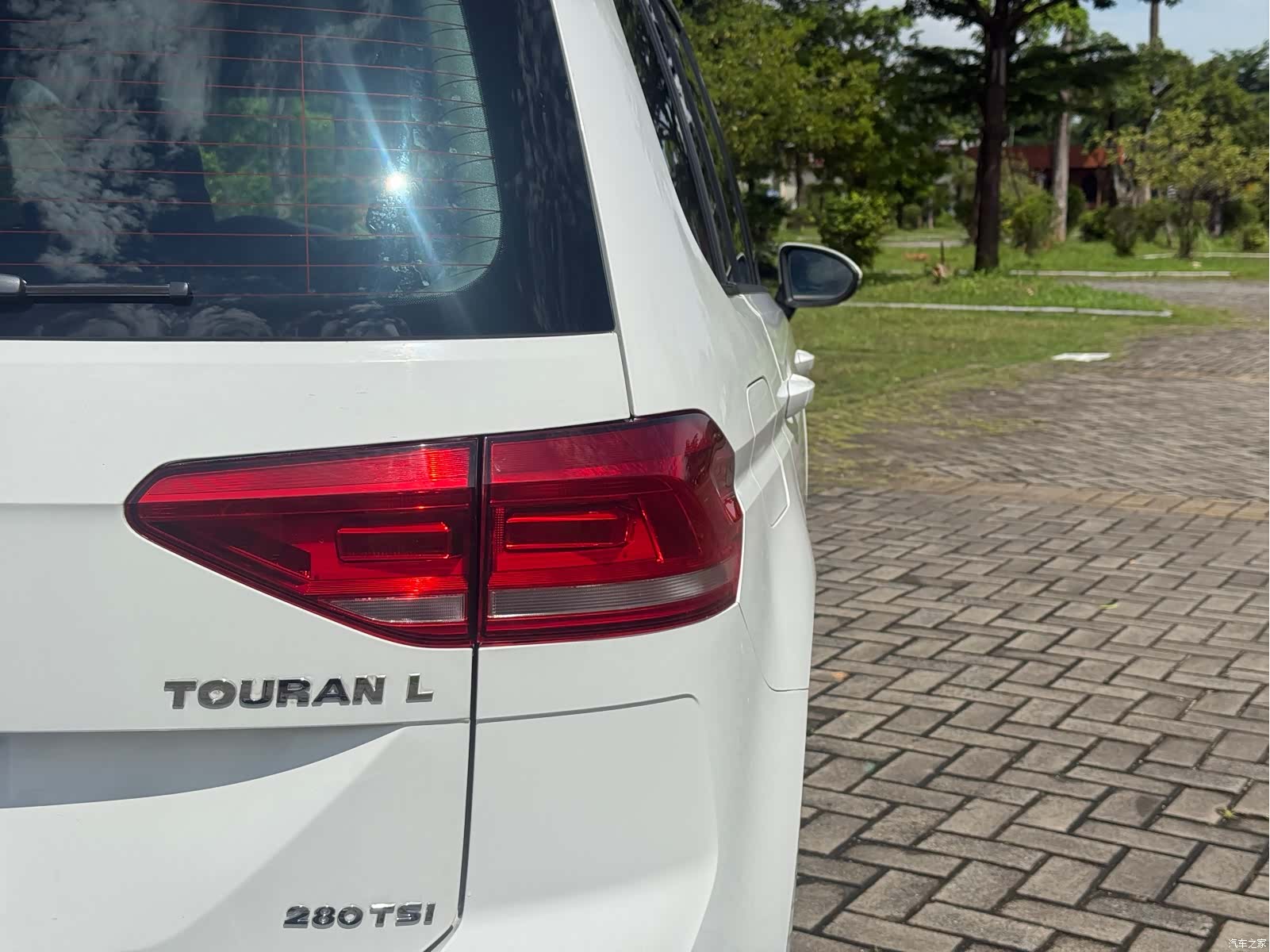 Volkswagen L, 2017 20