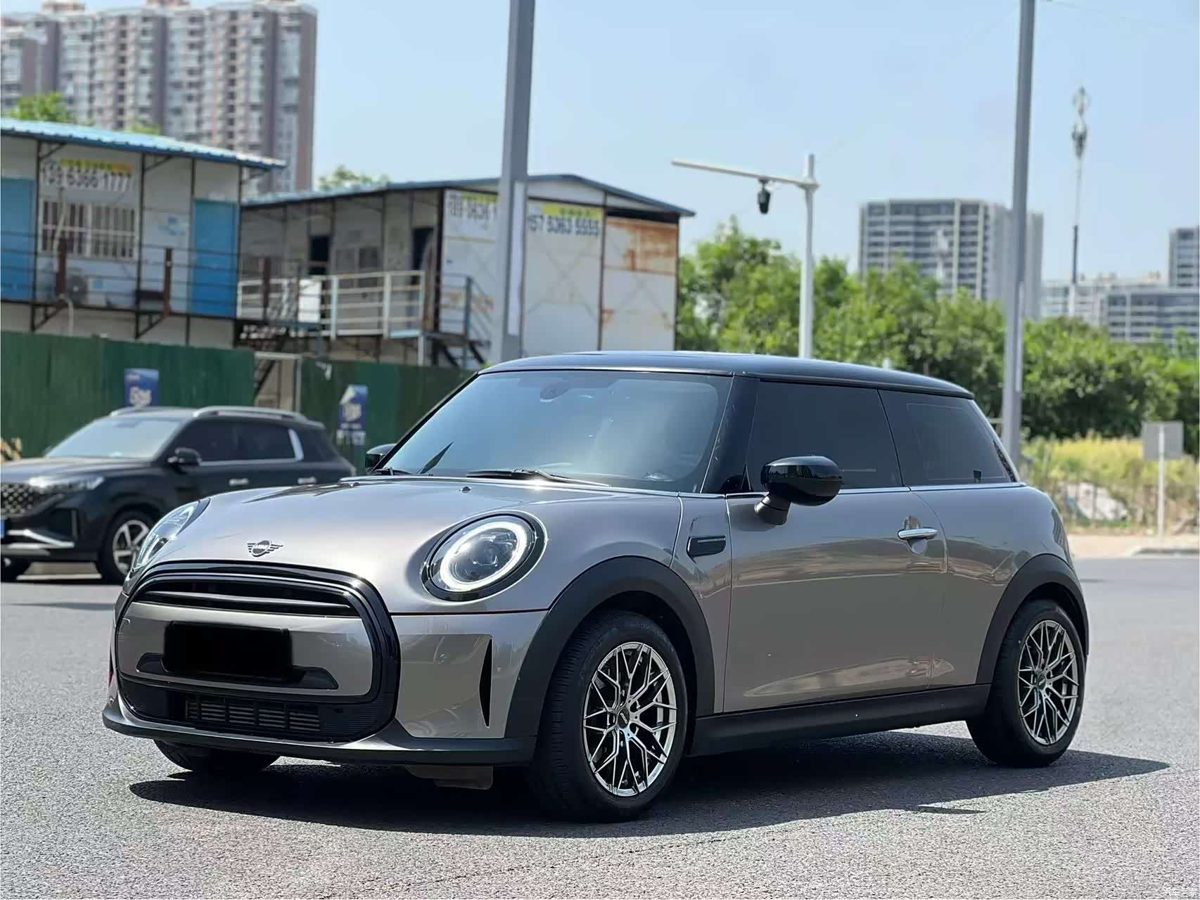 Mini ONE, 2023 12