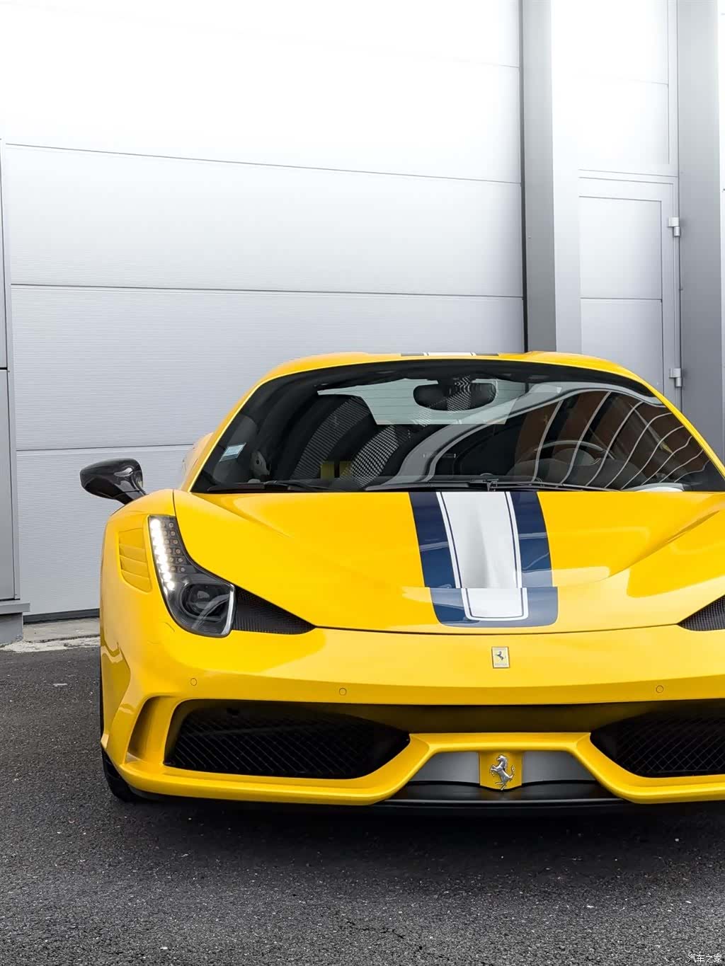 Ferrari 458, 2015 2