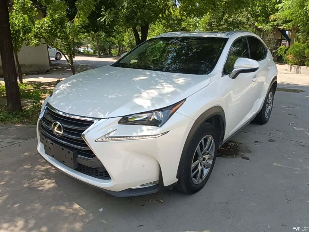 Lexus NX, 2015 1