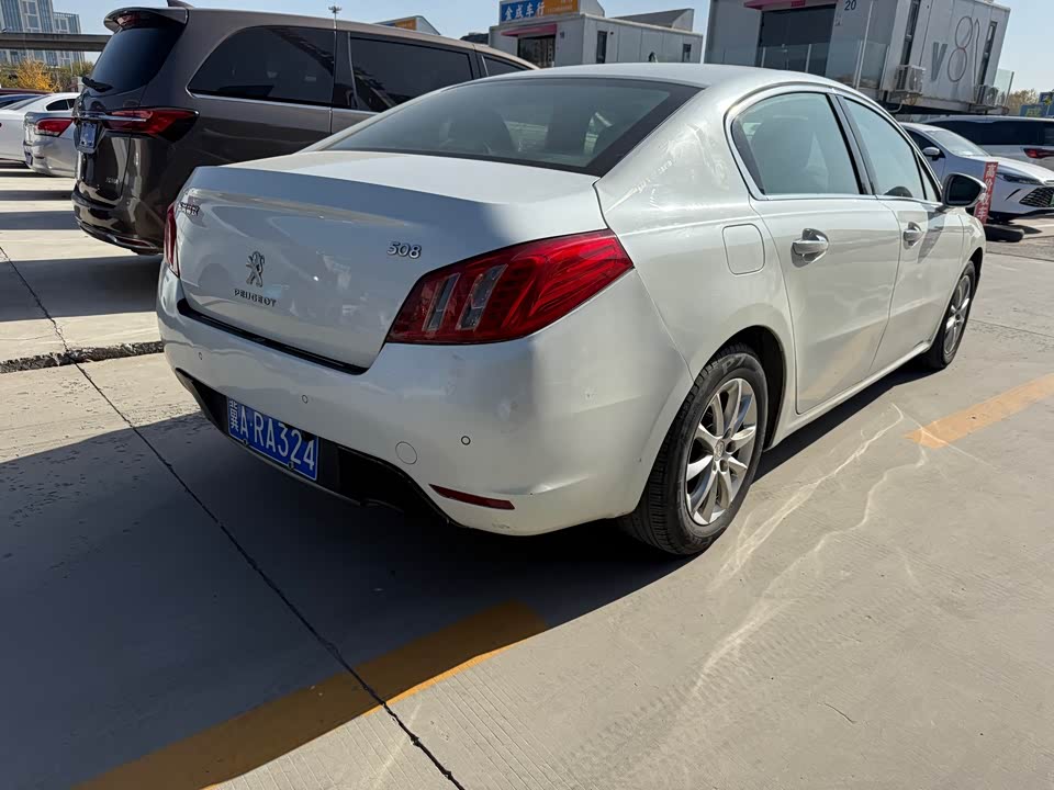 Peugeot 508