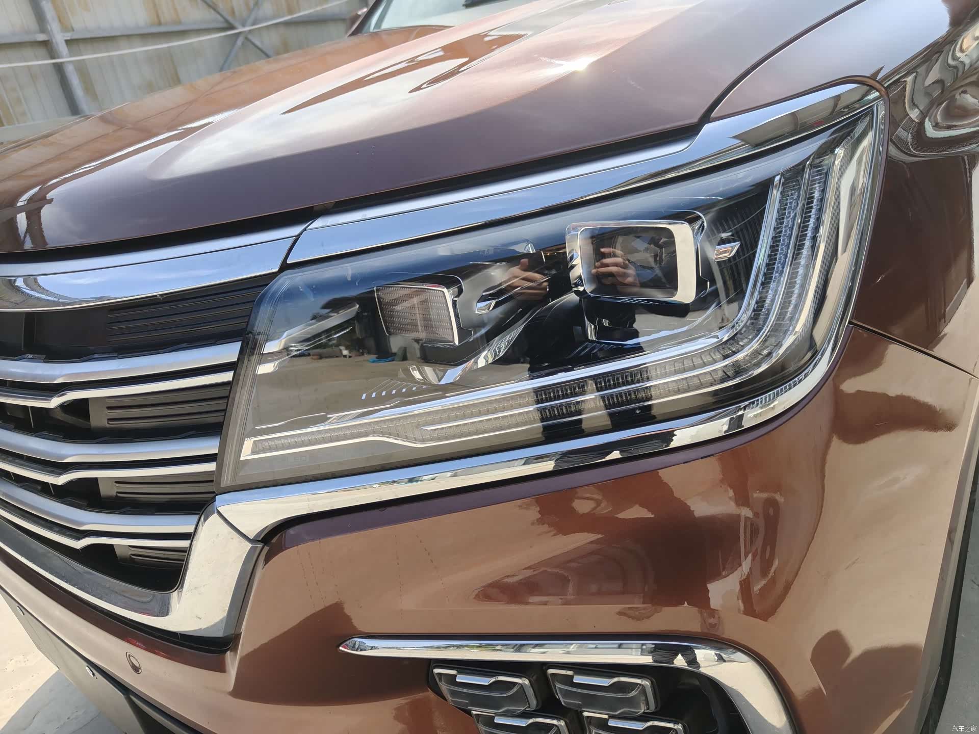 Roewe RX8, 2019 3