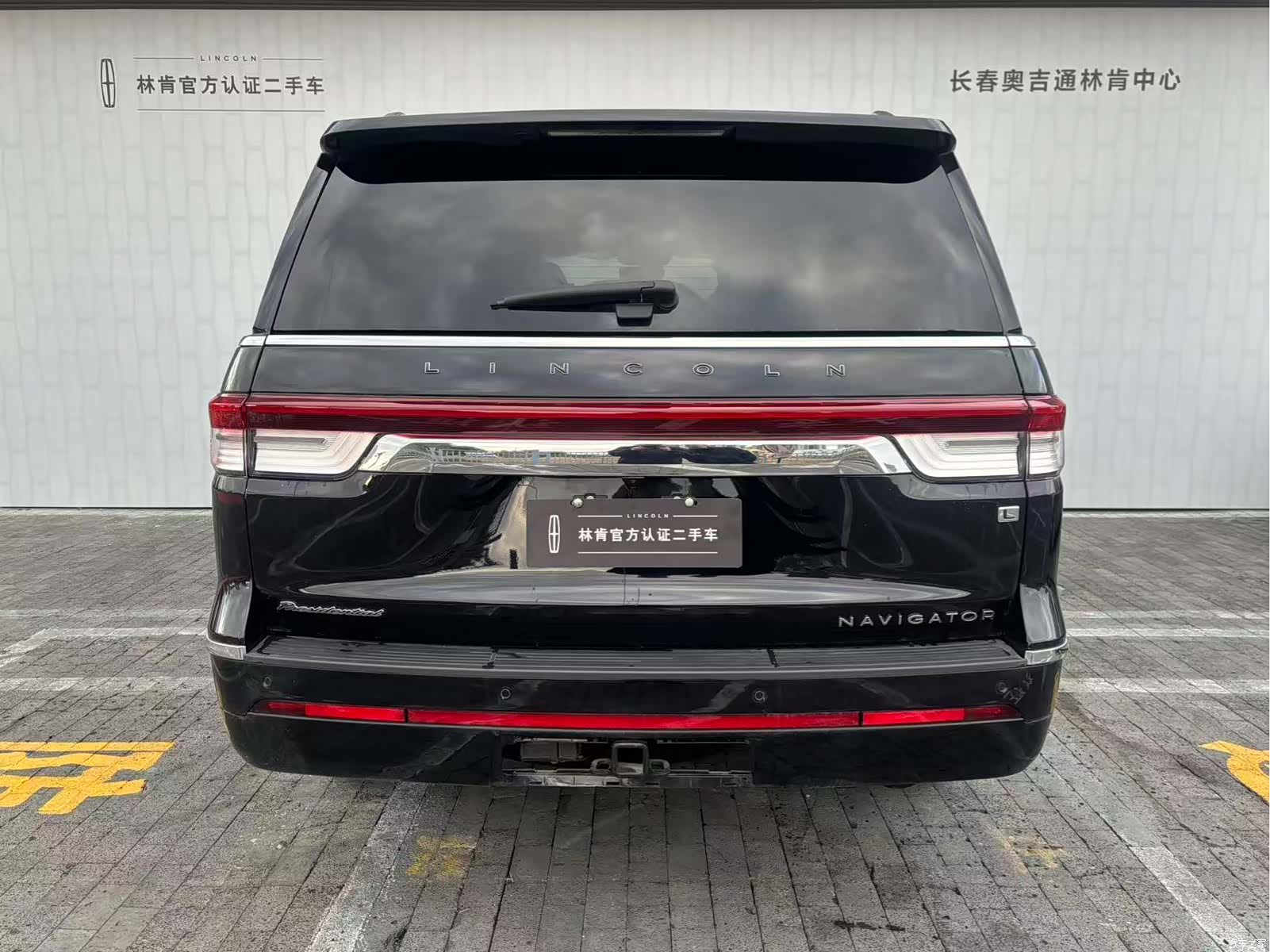 Lincoln Navigator, 2026 все фото