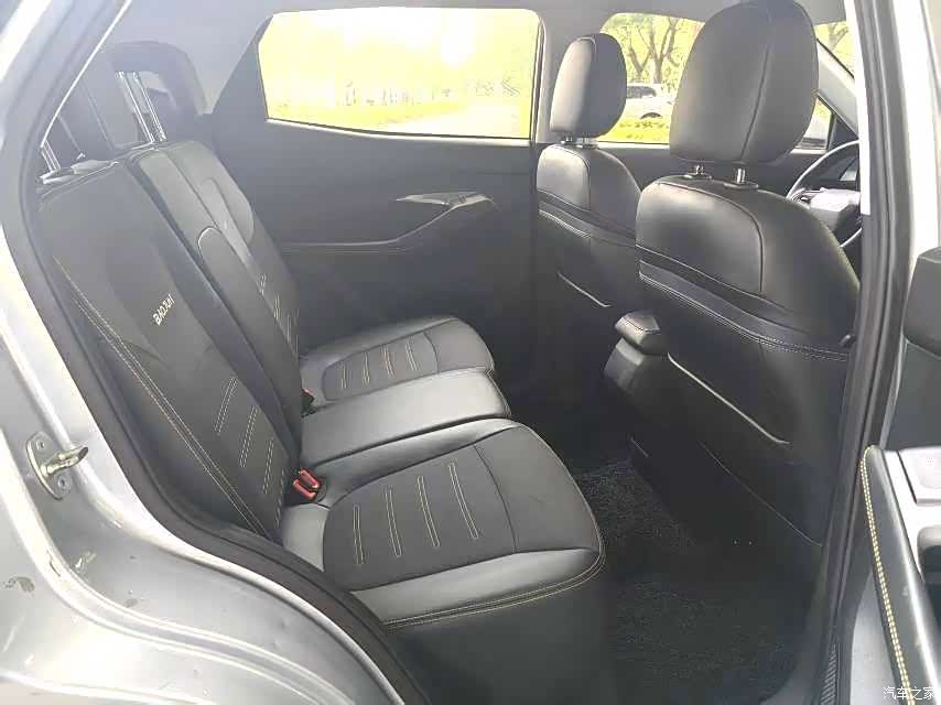 Wuling RS-3, 2020 9