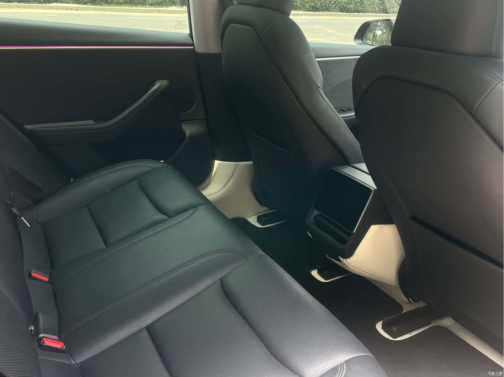 Tesla Model 3, 2024 7