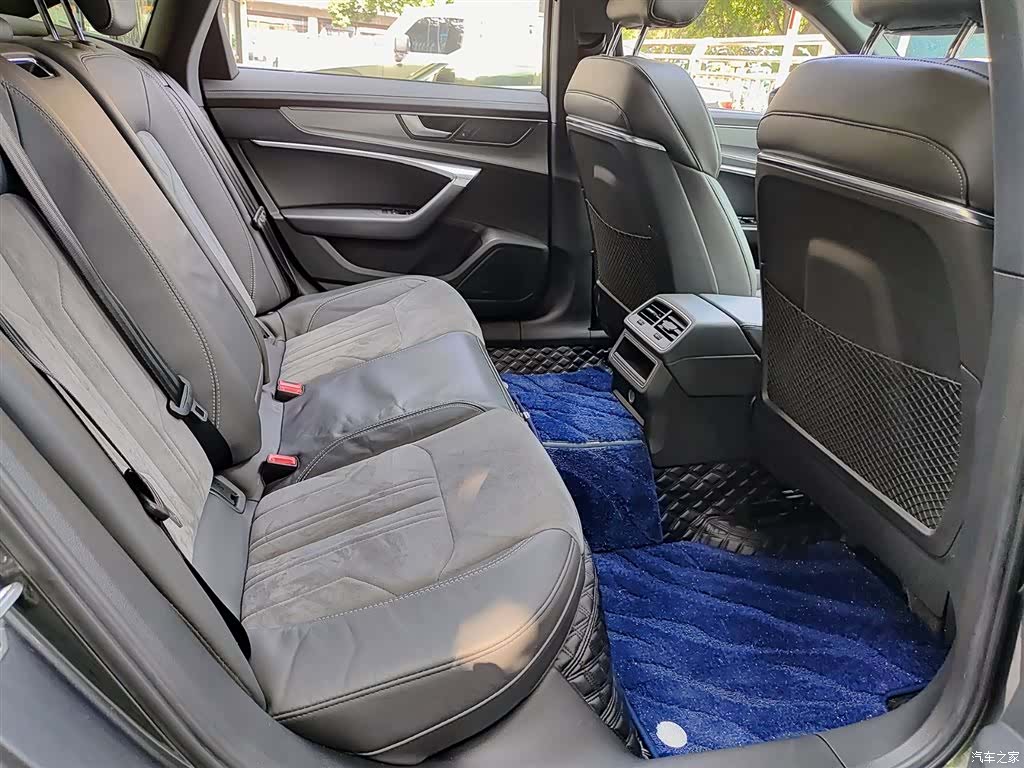 Audi A6L, 2022 11