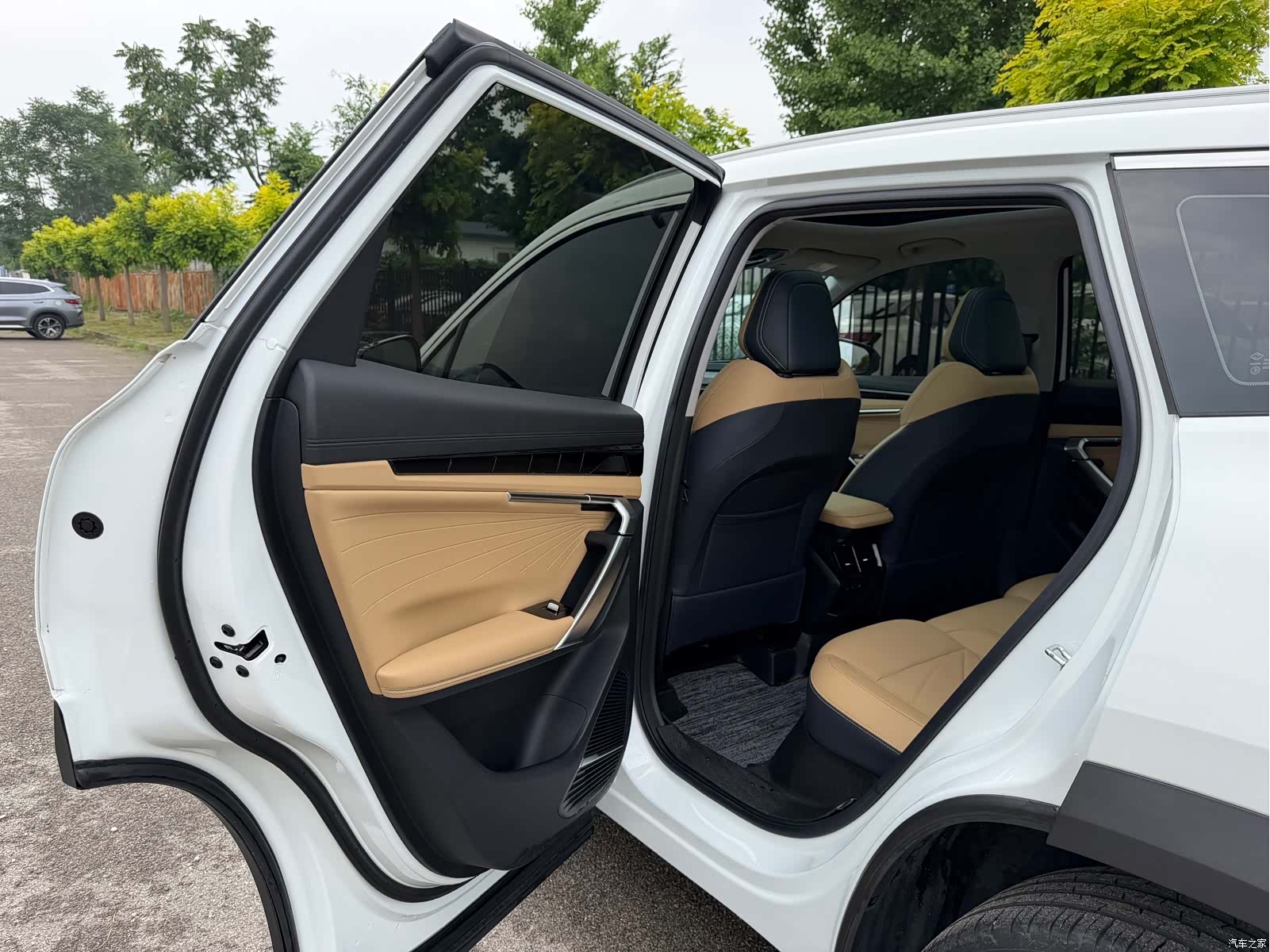Geely Boyue, 2024 14