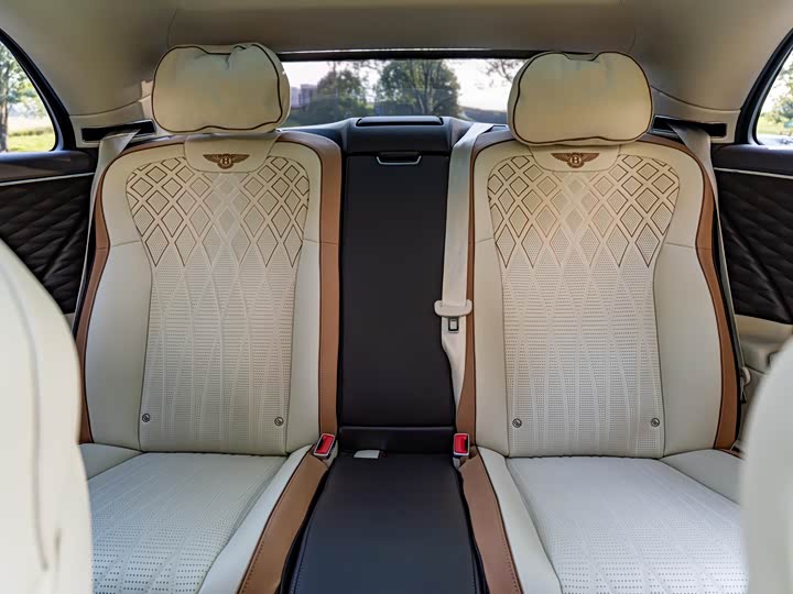 Bentley Flying Spur cha dian hun dong 2022 2.9T V6 Hybrid