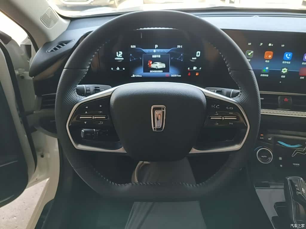Bestune B70, 2022 11