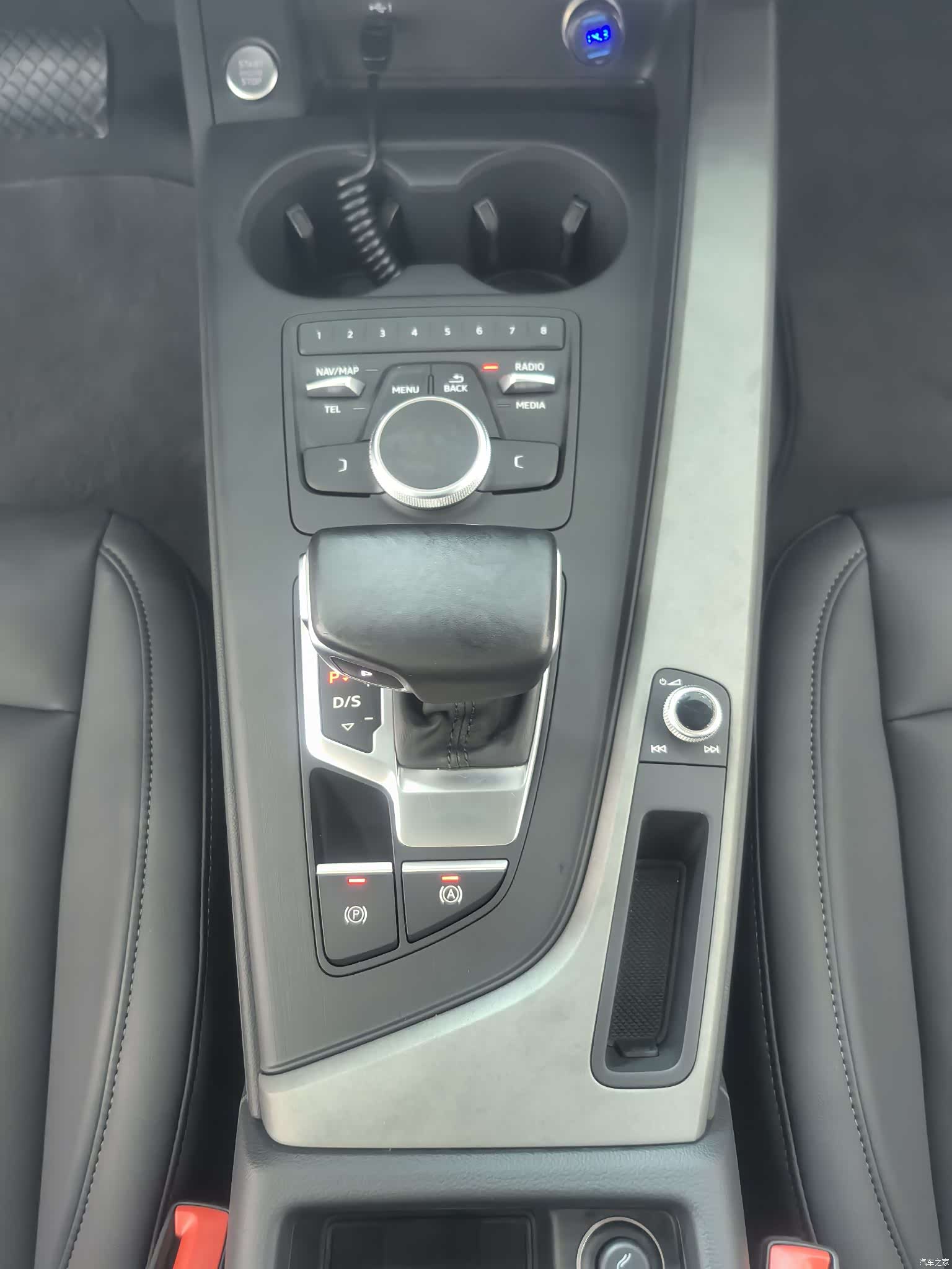 Audi A4L, 2019 16
