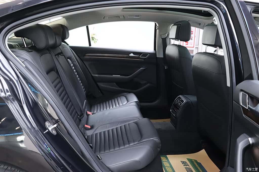 Volkswagen Magotan, 2019 17