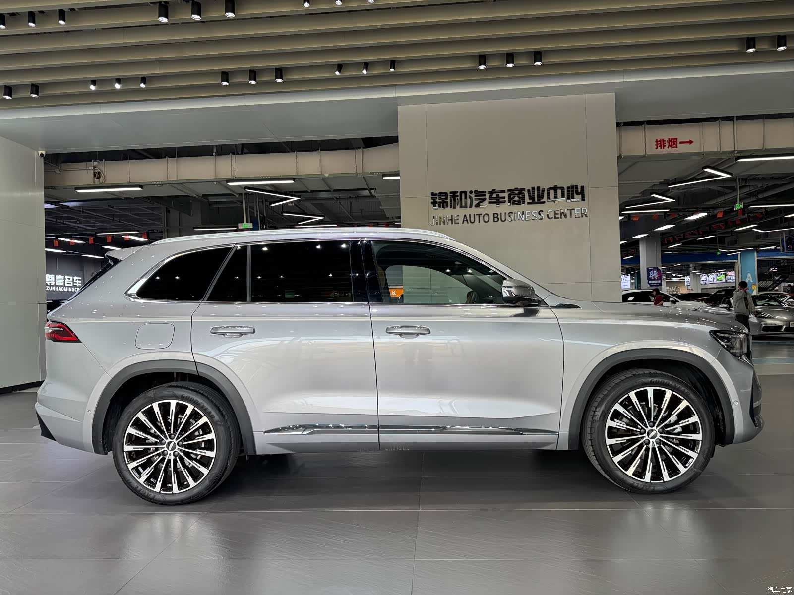 Geely Xingyue L, 2023 4