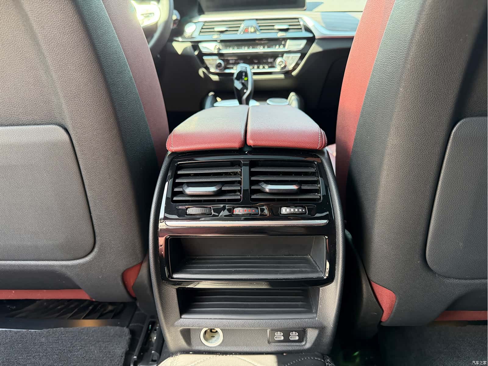 BMW 5 Series, 2022 21