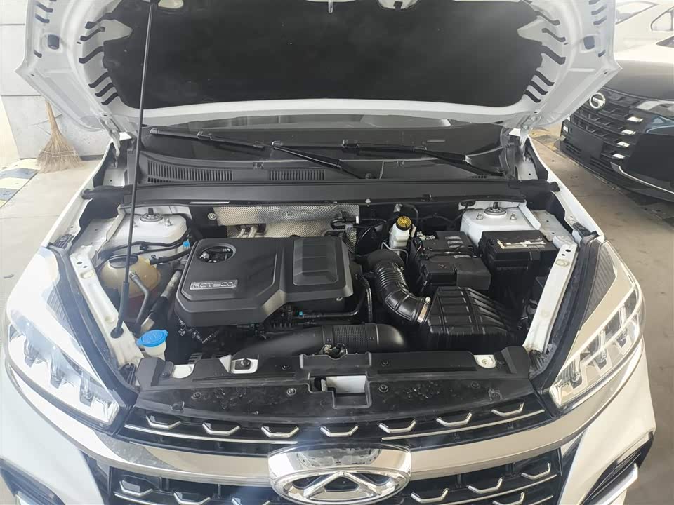 Chery Tiggo 8