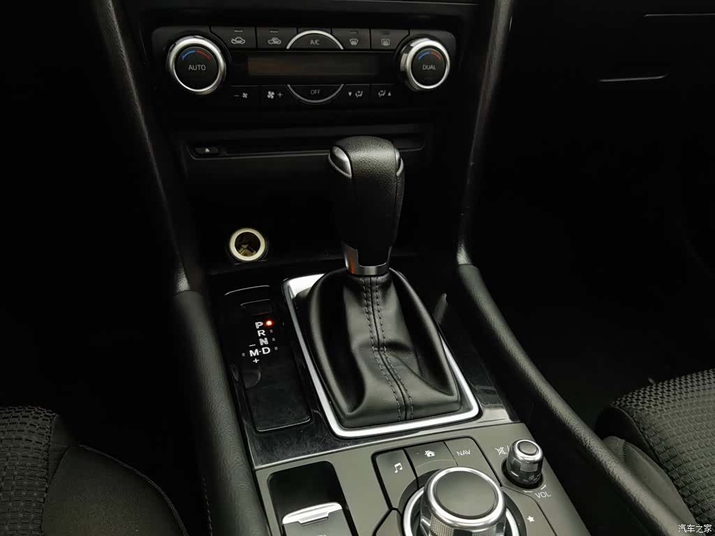 Mazda Mazda3, 2019 13