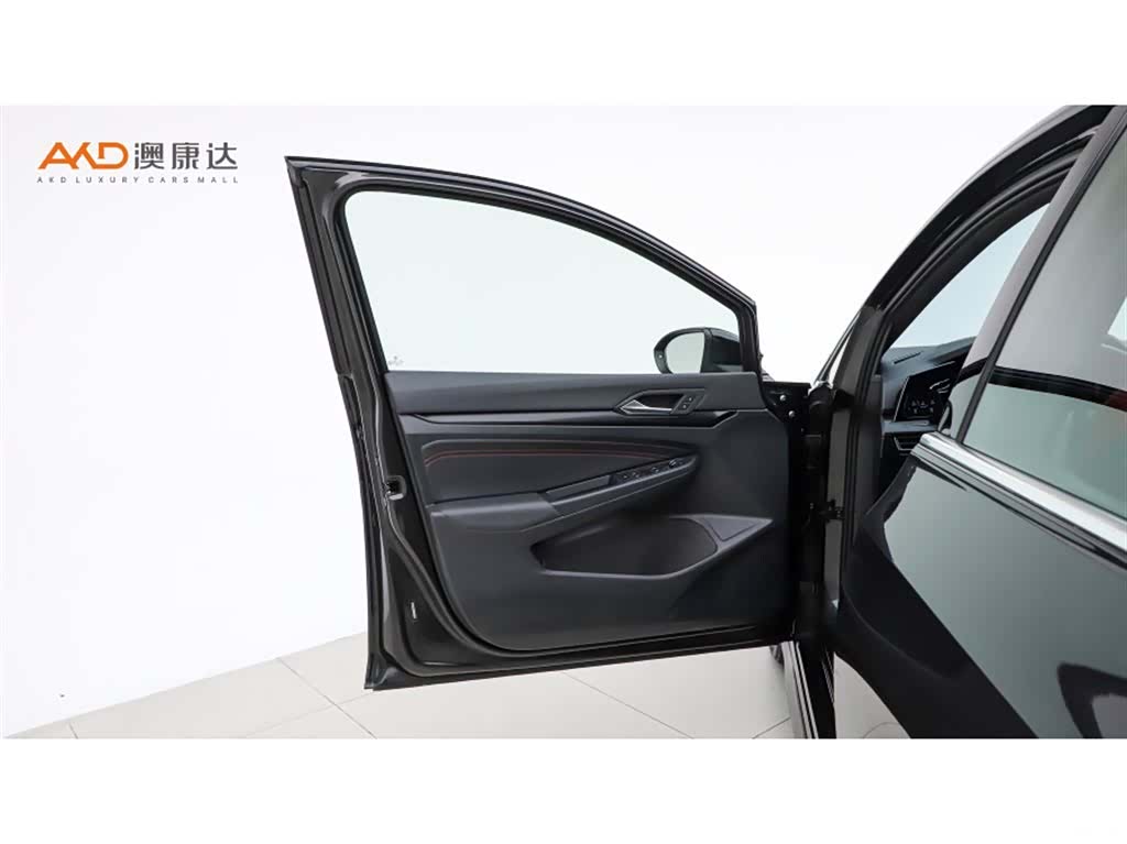 Volkswagen Golf, 2022 10