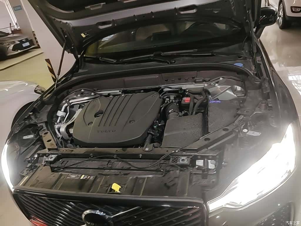 Volvo XC60, 2025 20