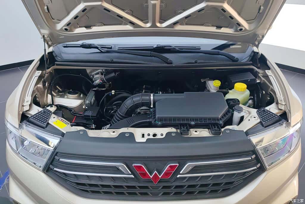 Wuling Hongguang, 2022 10