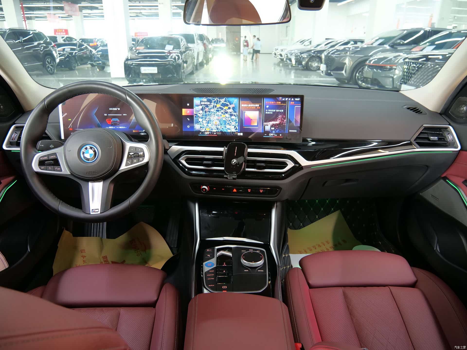 BMW i3, 2023 все фото