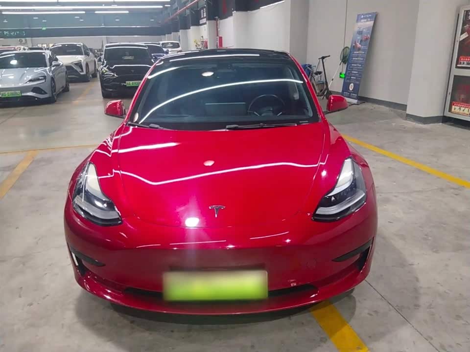 Tesla Model 3 Tesla Model 3