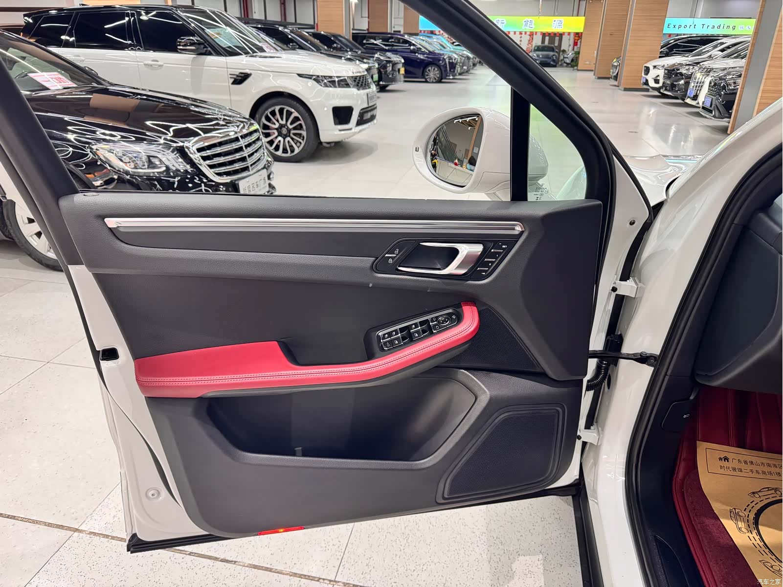 Porsche Macan, 2023 12