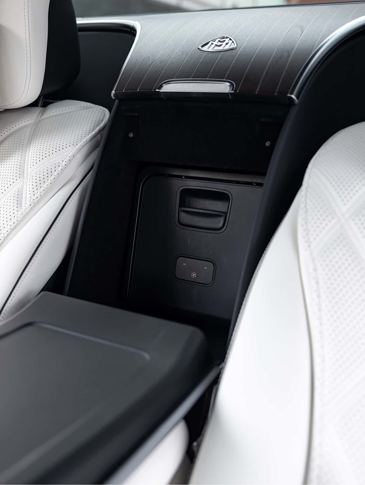 Maybach S-Class, 2023 26