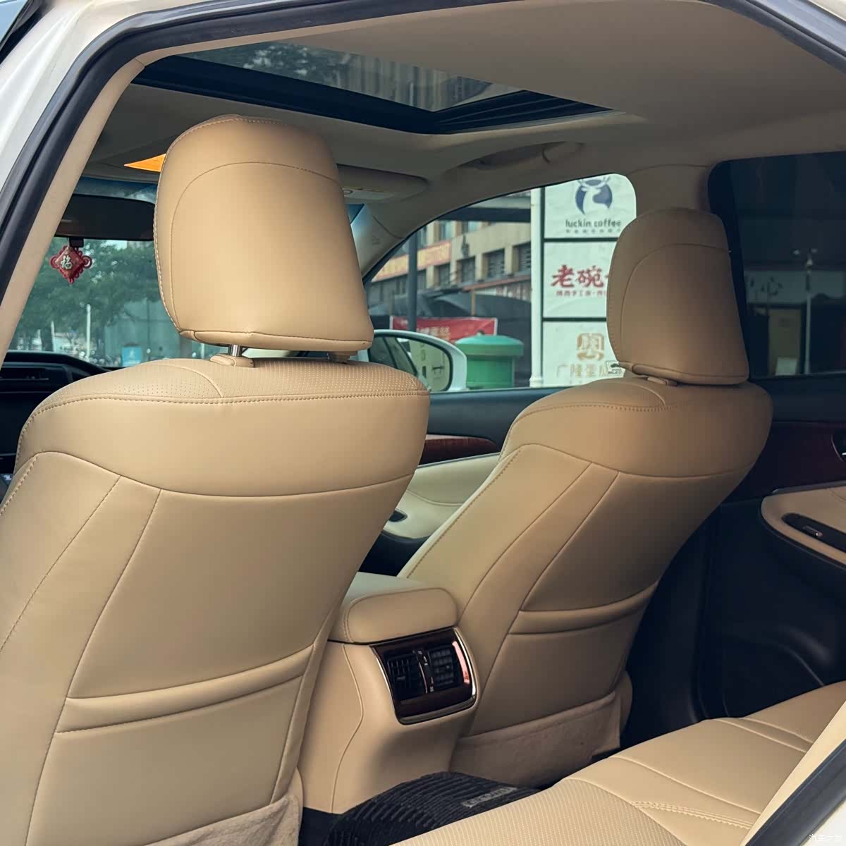 Toyota Crown, 2015 7