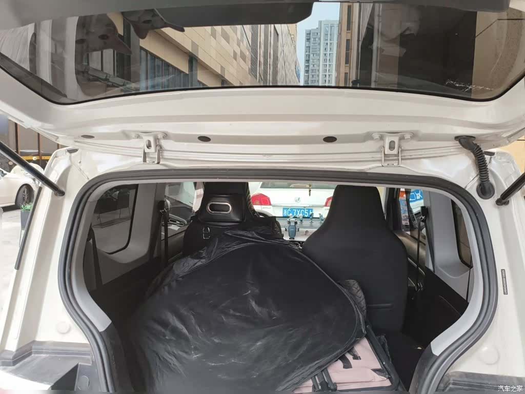 Wuling MINIEV, 2025 10