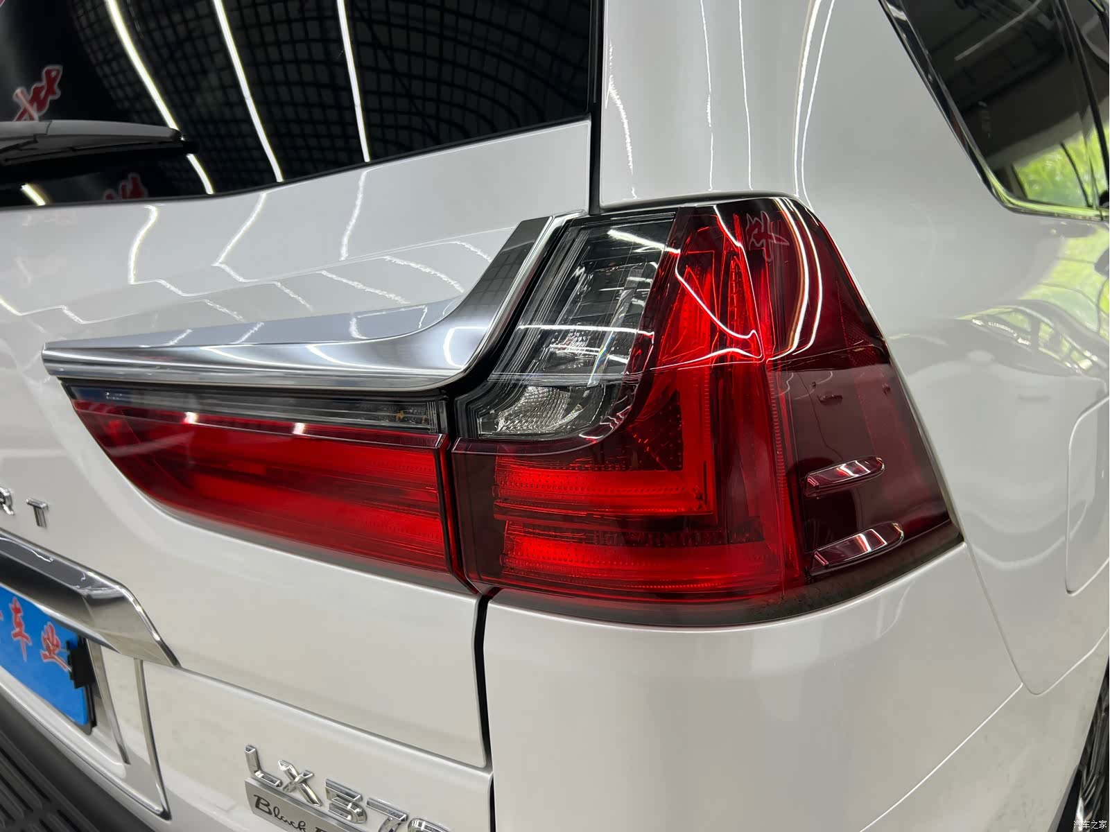 Lexus LX, 2019 28