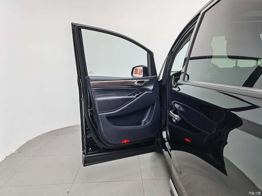 Trumpchi M8, 2021 8