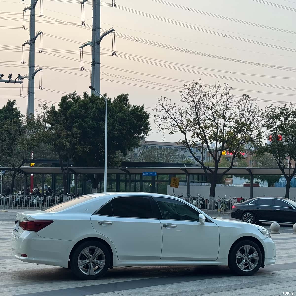 Toyota Crown, 2015 12