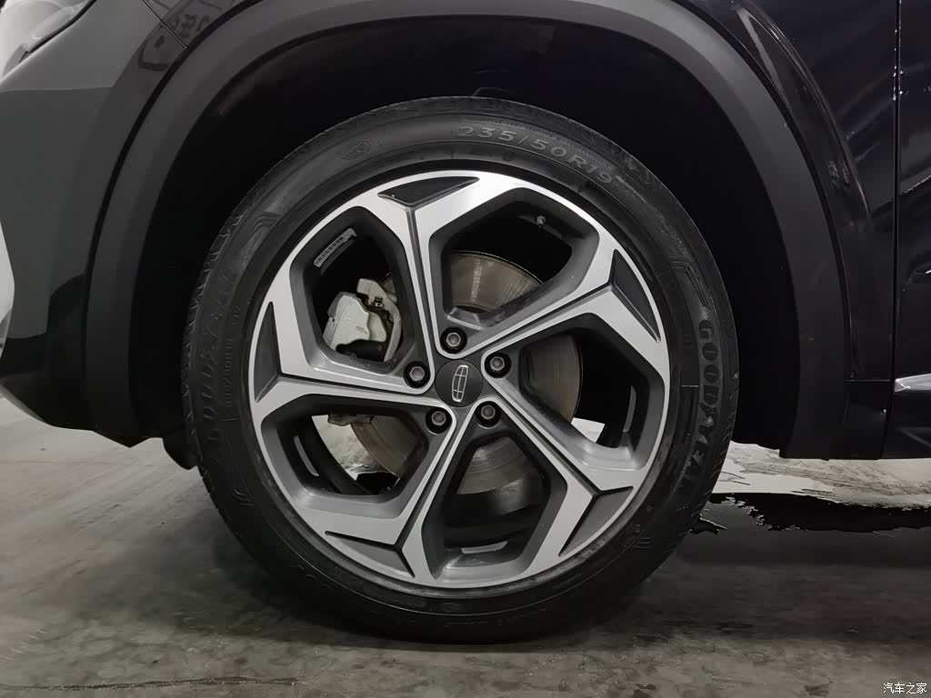 Geely Xingyue L, 2022 17
