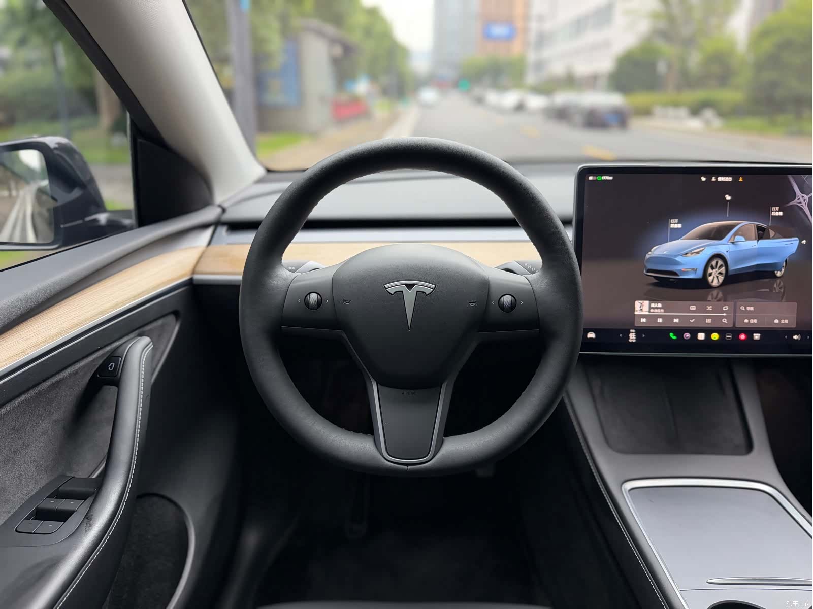 Tesla Model Y, 2022 16