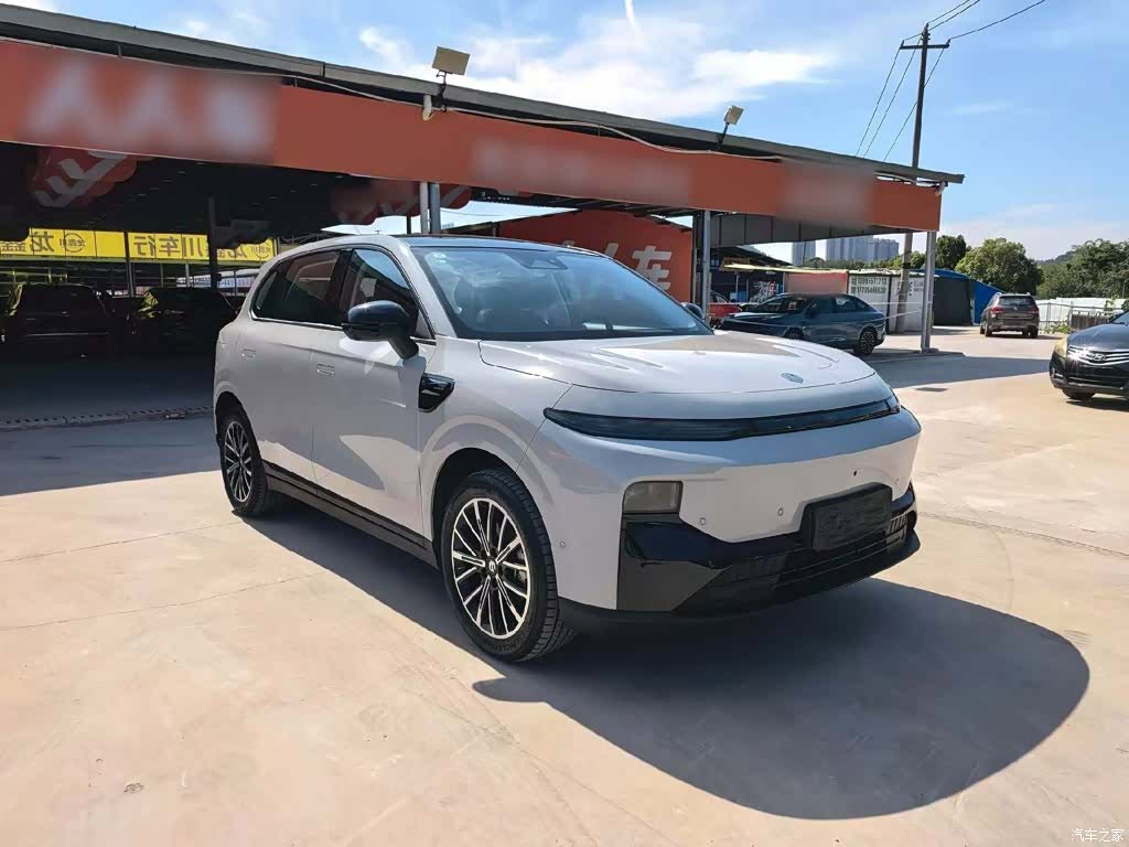 Leapmotor B10, 2025 4