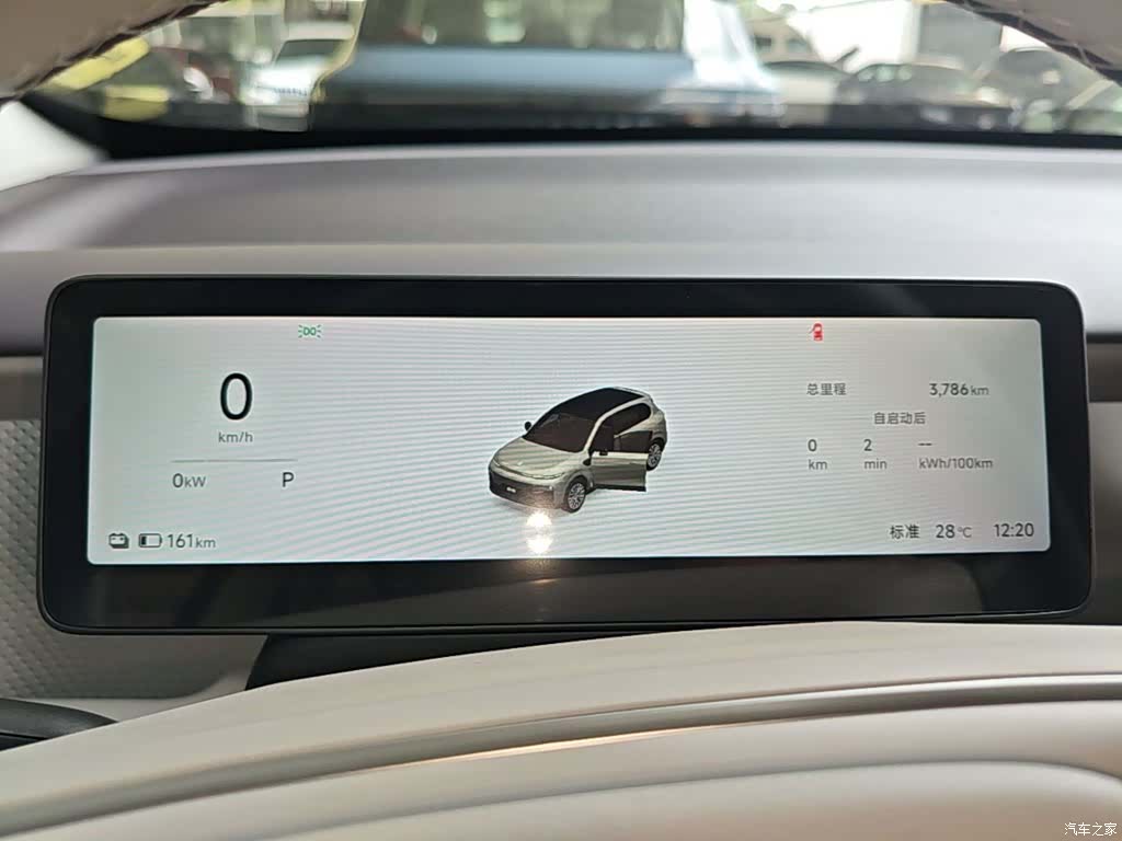 Leapmotor B10, 2025 12