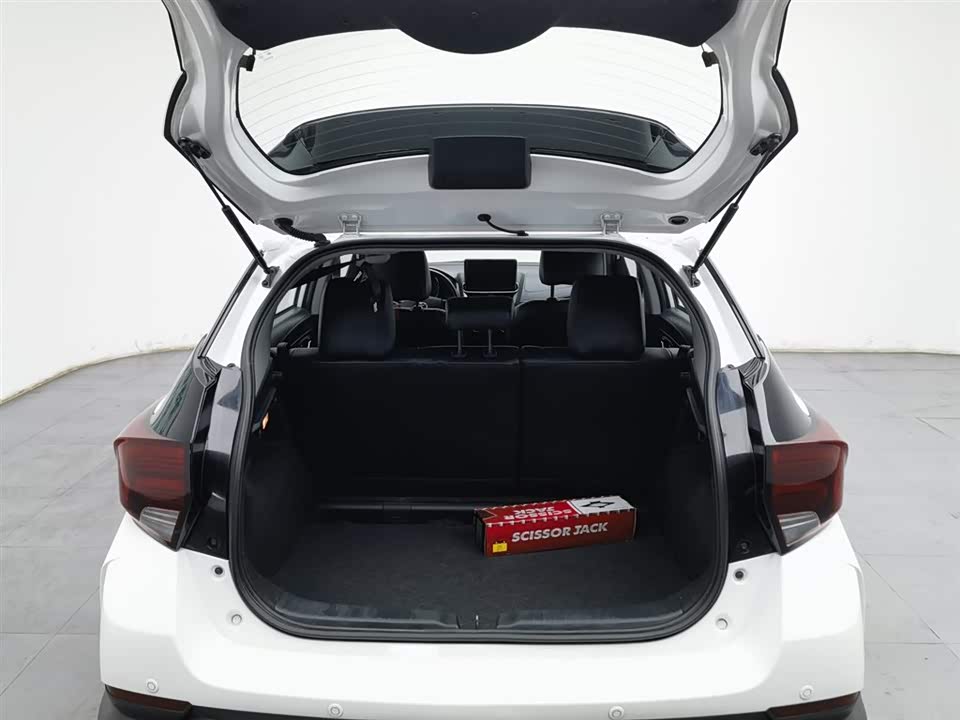 Toyota YARiS L Zhixuan