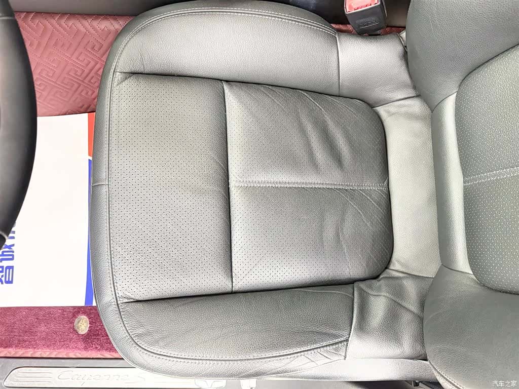 Porsche Cayenne, 2015 8