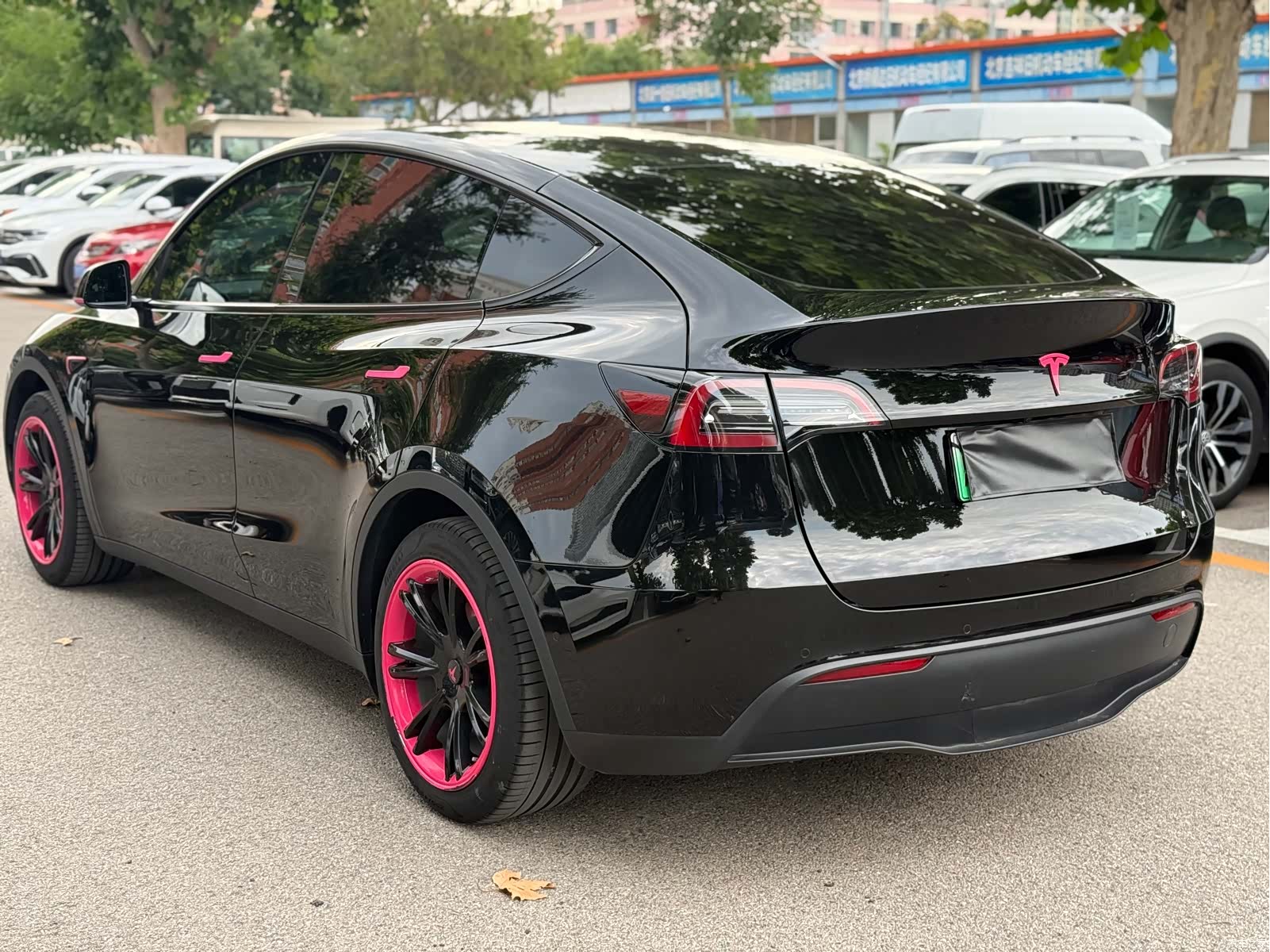 Tesla Model Y, 2023 14