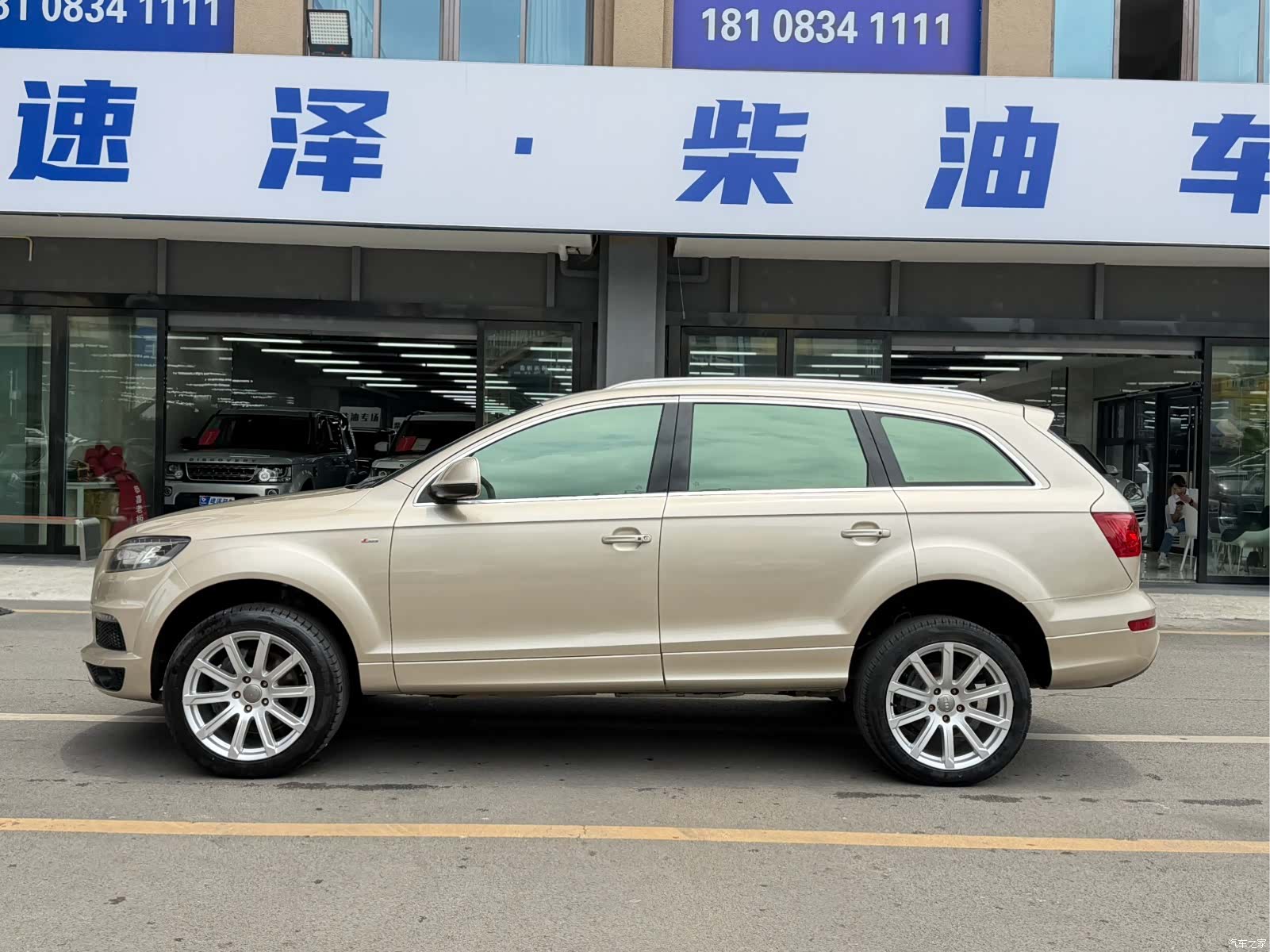 Audi Q7, 2012 11