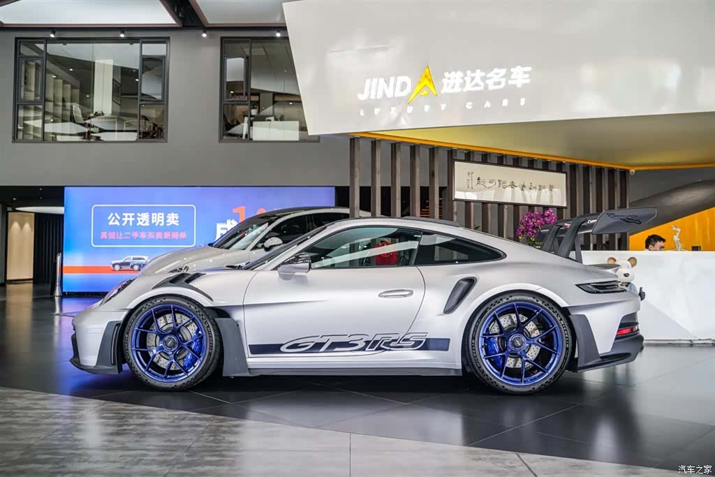Porsche 911, 2025 14