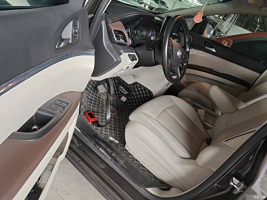 Buick GL8, 2021 16