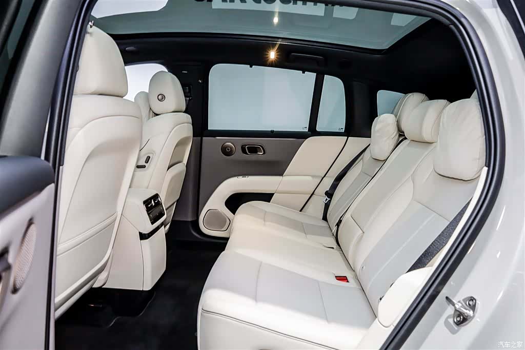 Li Auto i6, 2025 17