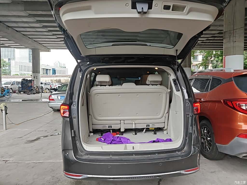 Buick GL8, 2021 19