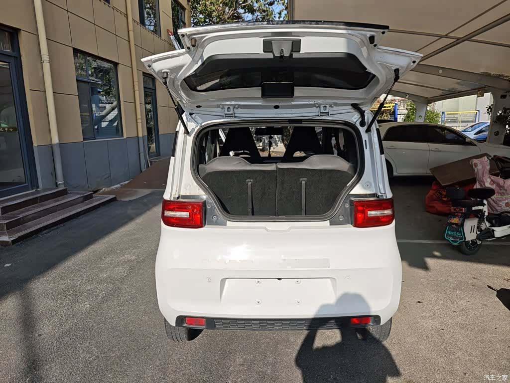 Wuling MINIEV, 2022 19