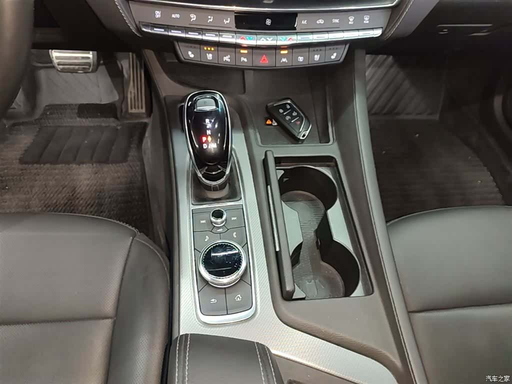 Cadillac CT5, 2022 14