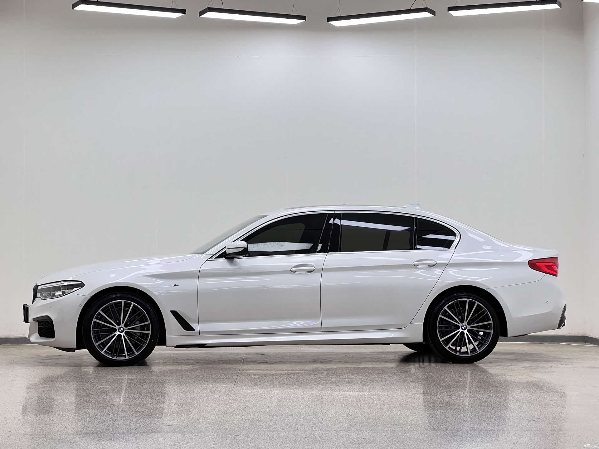 BMW 5 Series, 2020 7