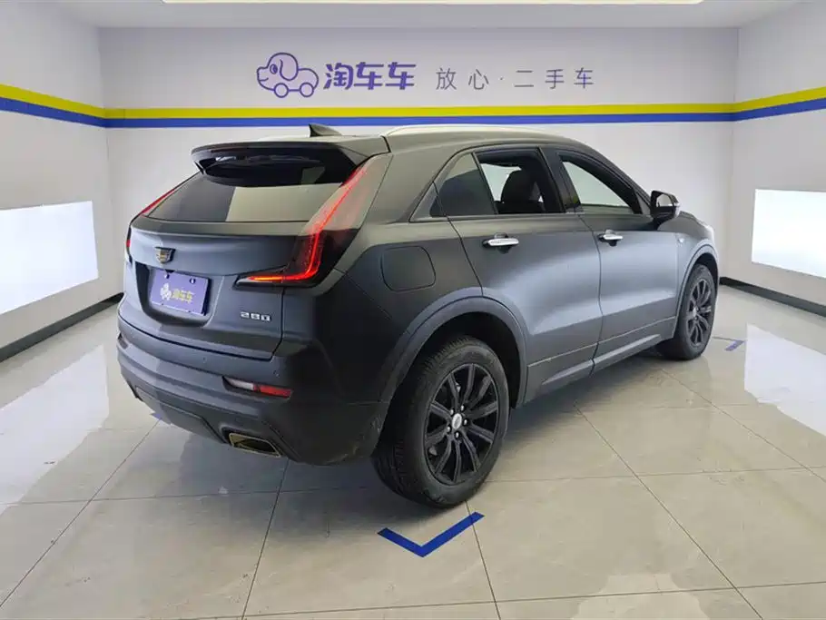 Cadillac XT4