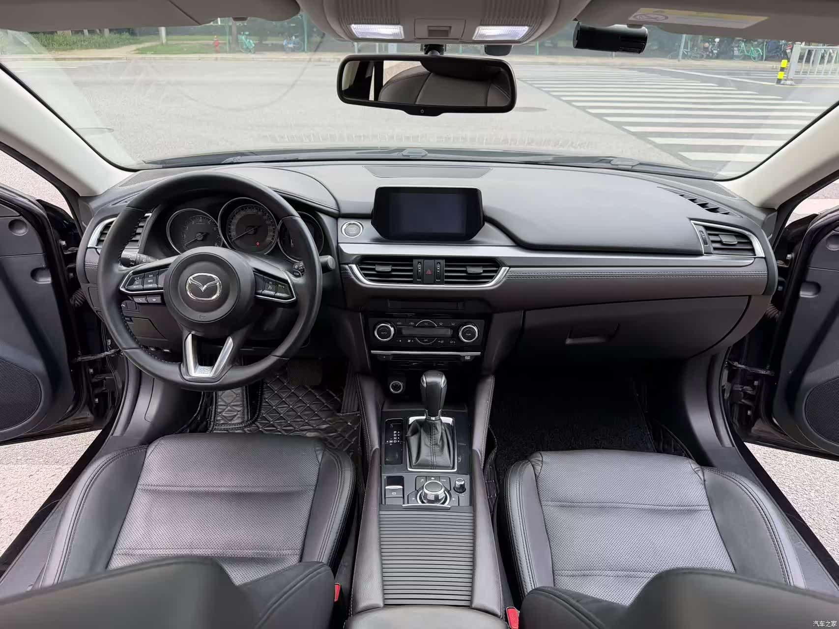 Mazda Atenza, 2019 16