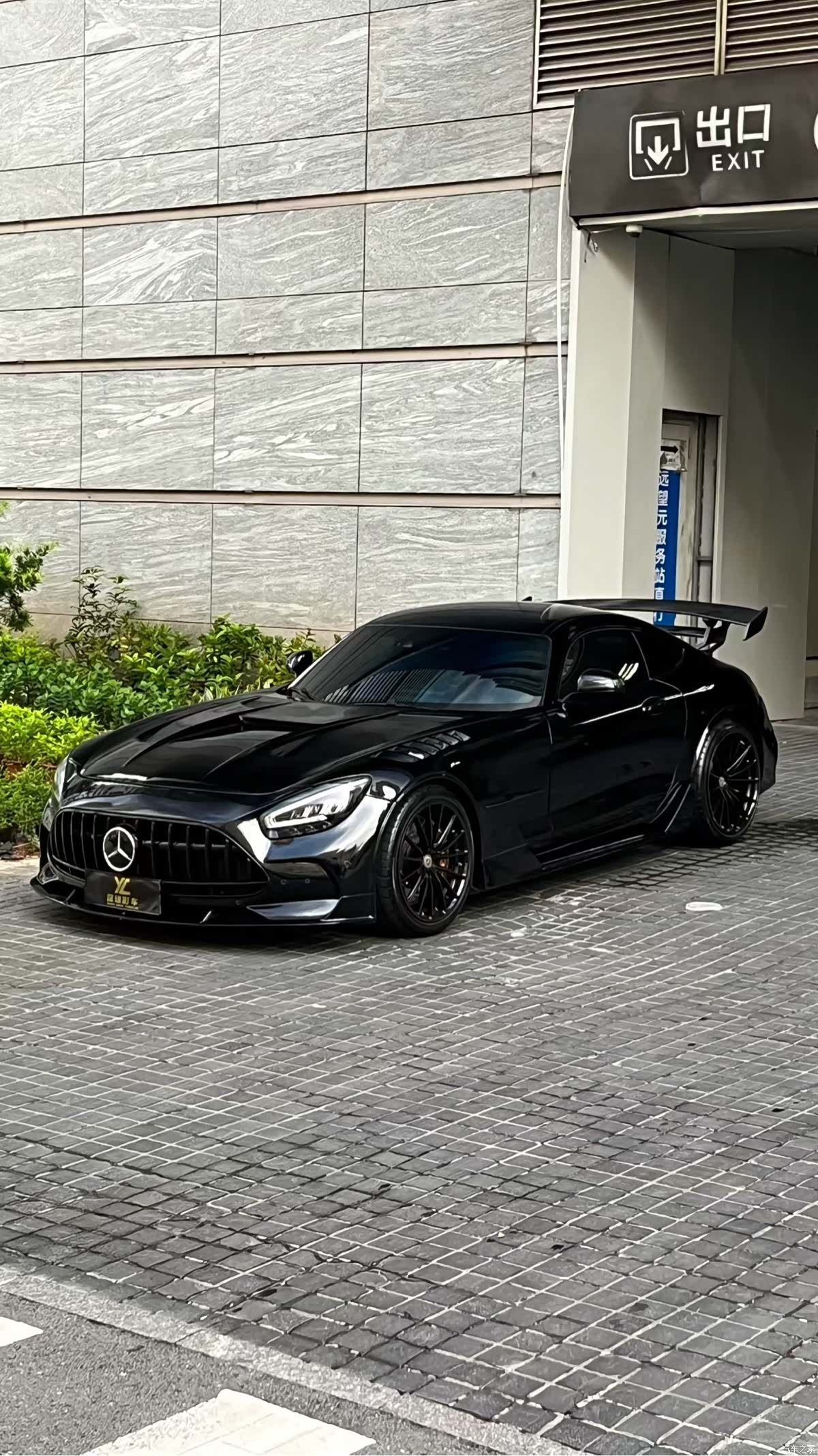 MG AMG