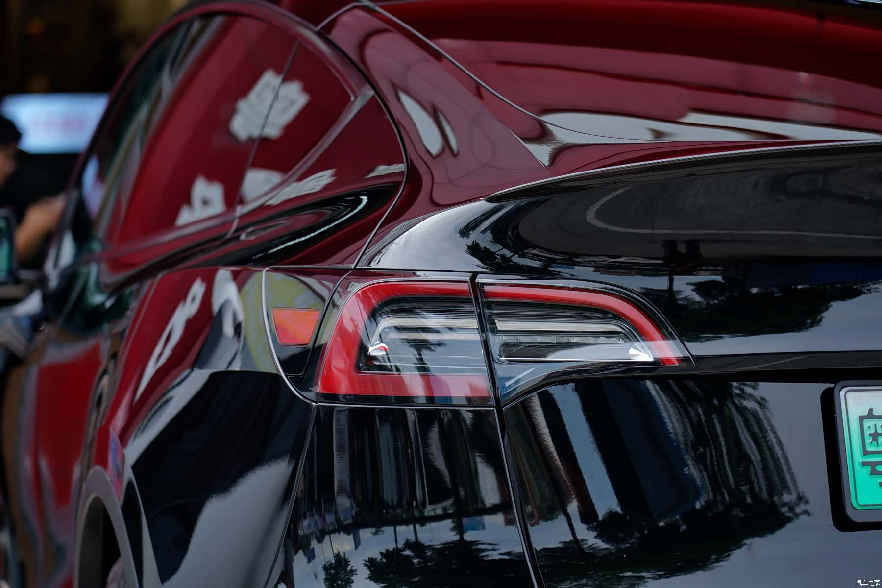 Tesla Model Y, 2021 4